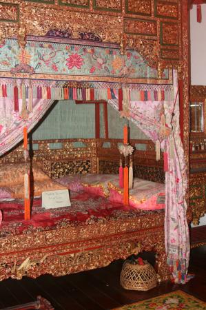 traditional wedding bed
